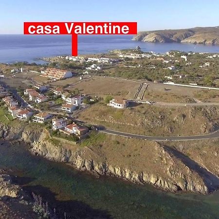 Beachfront Duplex With Terrace And Sea Views - Cadaqués Esterno foto