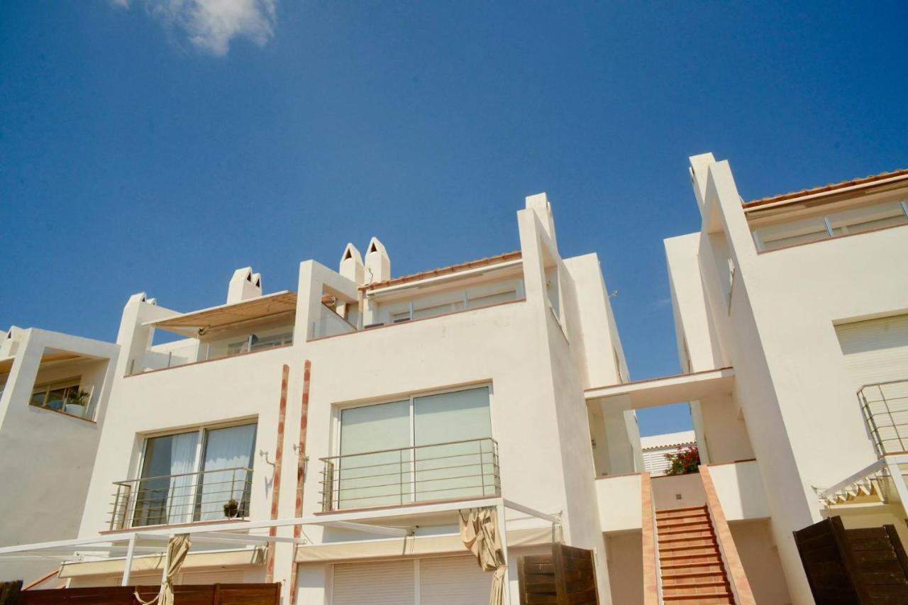 Beachfront Duplex With Terrace And Sea Views - Cadaqués Esterno foto