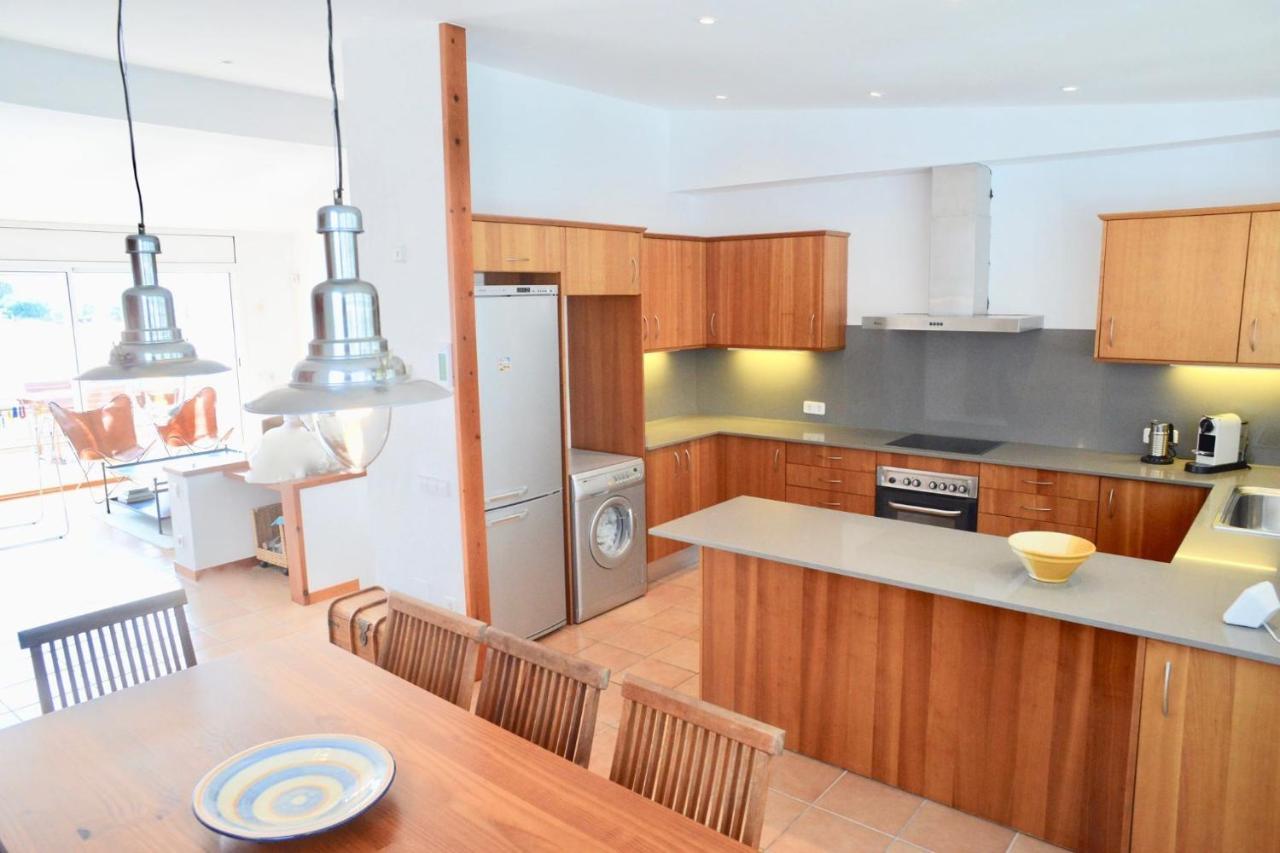 Beachfront Duplex With Terrace And Sea Views - Cadaqués Esterno foto