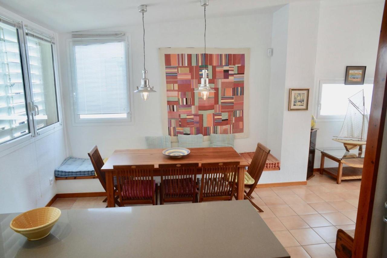 Beachfront Duplex With Terrace And Sea Views - Cadaqués Esterno foto