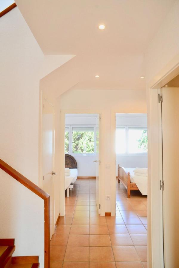 Beachfront Duplex With Terrace And Sea Views - Cadaqués Esterno foto