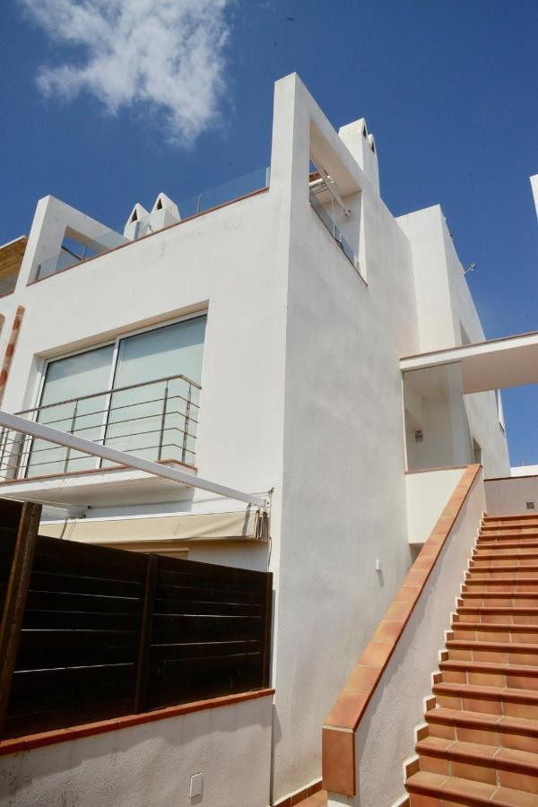 Beachfront Duplex With Terrace And Sea Views - Cadaqués Esterno foto